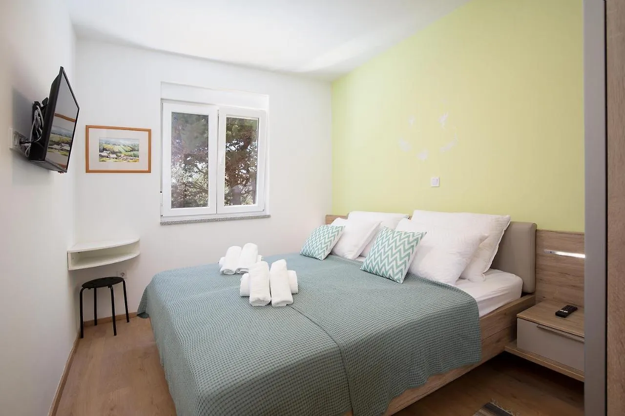 Apartment J&E Medulin